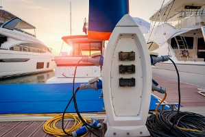 Quelle aide CEE pour la remotorisation d’un bateau fluvial ?